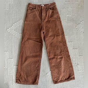 High waist cropped corduroy pant by Sisstr